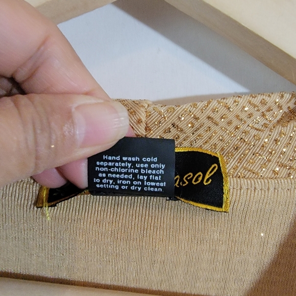 NWT Mirasol Gold Metallic Cowlneck Sleeveless Festive Top XL Glam Evening Party - Picture 11 of 12